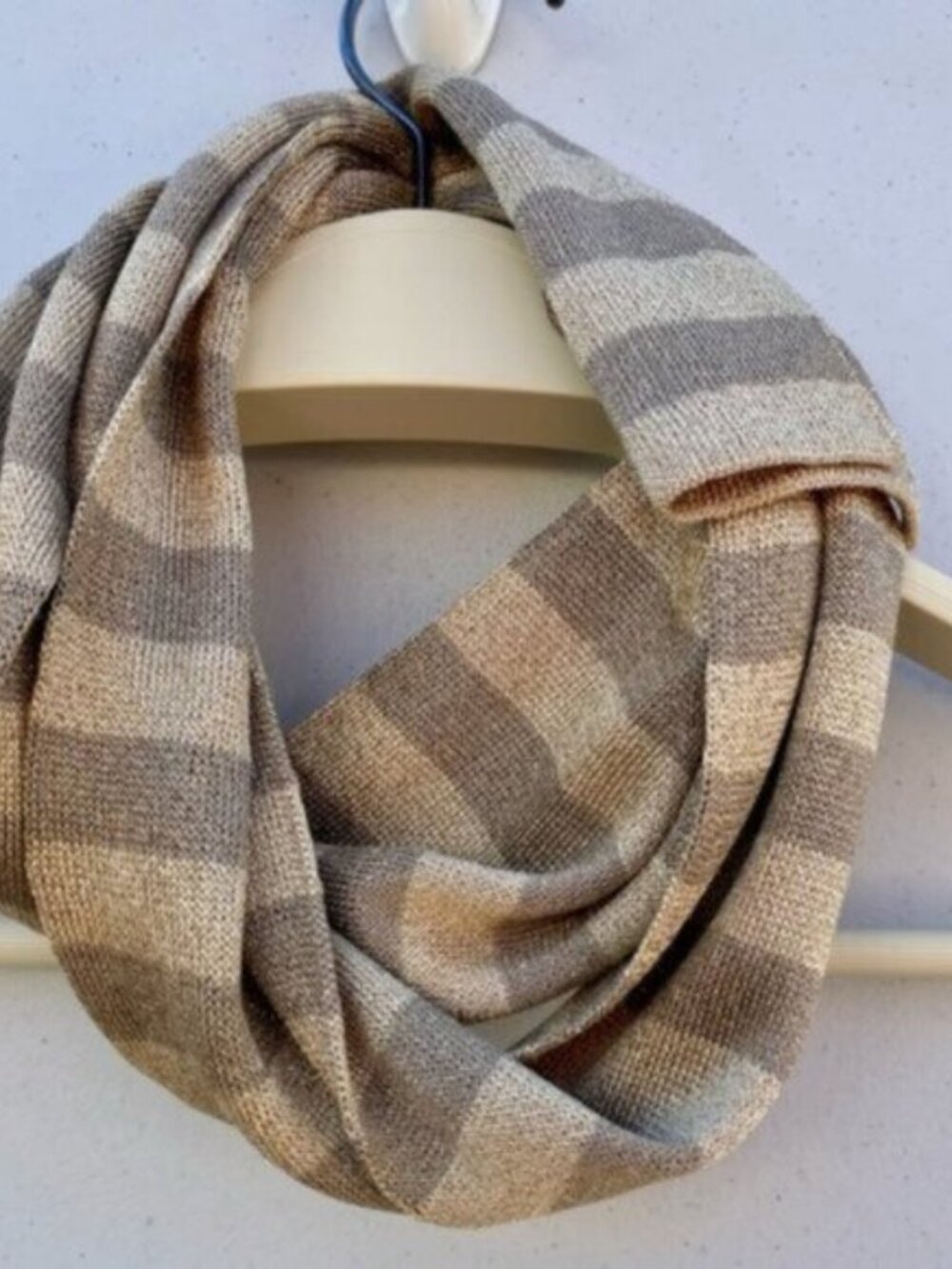 Banana Republic Metallic Striped Knit Scarf Tan Gold
